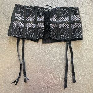 Victoria's Secret Black Lace and Light Purple Waist Stretchy Corset Garter